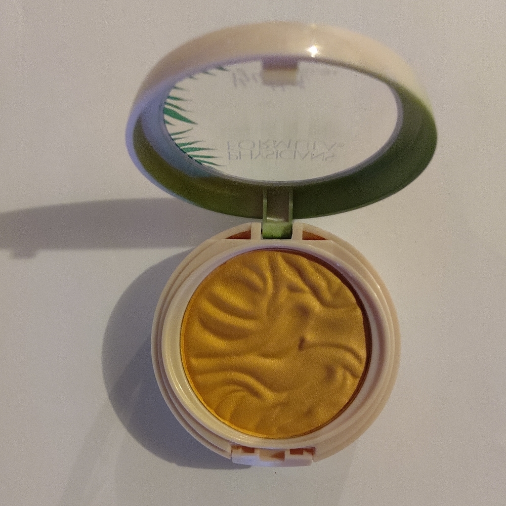 Physician Formula   Butter Blush   Natural Glow. With Applicators